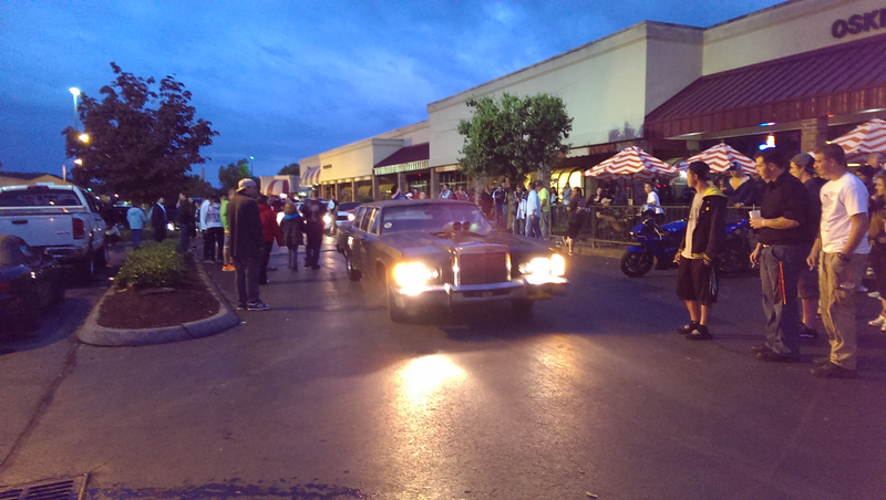 Illustration for article titled Some pics from another memorial car meet